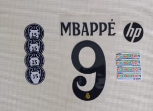 Set Real Madrid Mbappe visitante UCL 2024 dorsal+3 parches