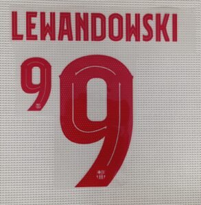 Dorsal Lewandowski Barcelona UCL 2024 visitante