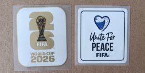 Set de parches WC 26 blanco con dorado + UNITE FOR PEACE blanco