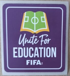 Parche UNITE FOR EDUCATION morado